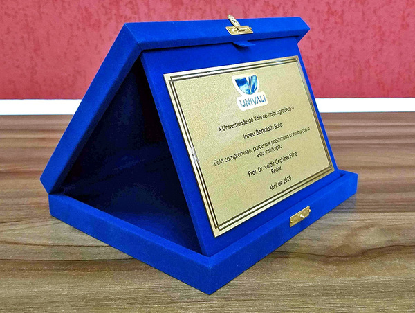 Placa de Homenagem Com Estojo de Veludo